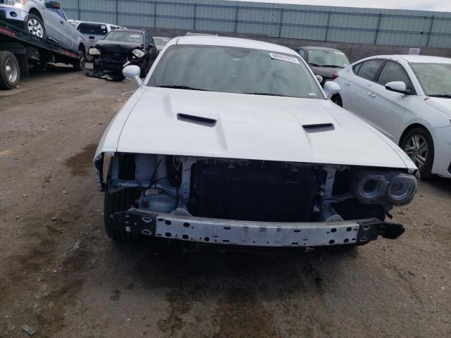 2C3CDZAG8GH316080 - 2016 DODGE CHALLENGER SXT WHITE photo 5