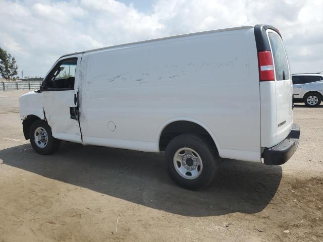 1GCWGAFP4M1218751 - 2021 CHEVROLET EXPRESS G2 WHITE photo 2