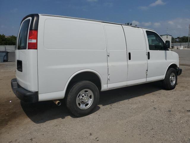 1GCWGAFP4M1218751 - 2021 CHEVROLET EXPRESS G2 WHITE photo 3