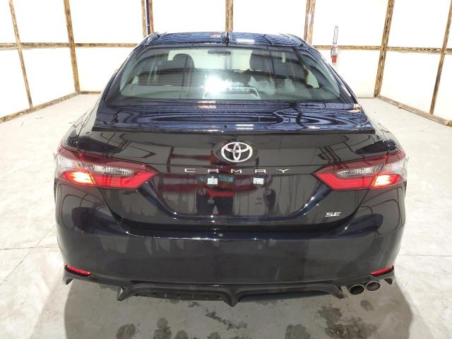 4T1G11AKXRU863102 - 2024 TOYOTA CAMRY SE NIGHT SHADE BLACK photo 6