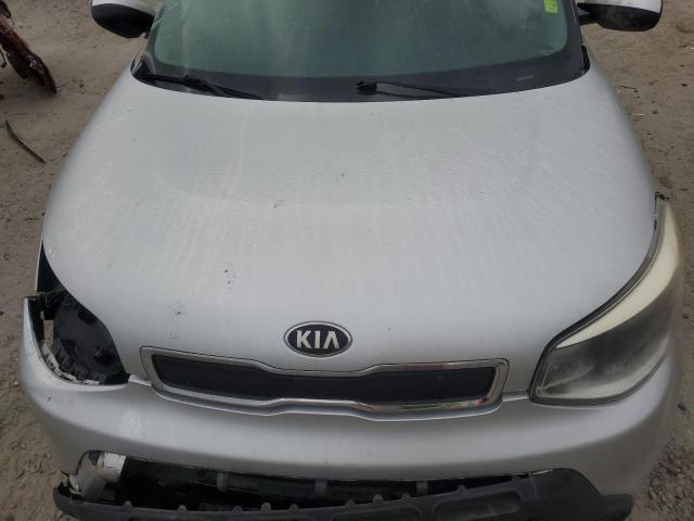 KNDJN2A25E7729367 - 2014 KIA SOUL SILVER photo 11