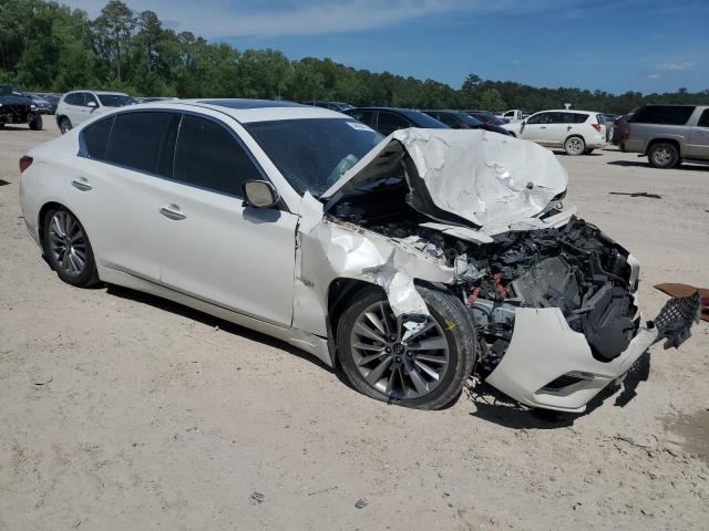 JN1EV7APXJM366671 - 2018 INFINITI Q50 LUXE WHITE photo 4