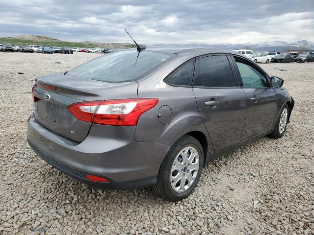 1FAHP3F21CL290279 - 2012 FORD FOCUS SE GRAY photo 3