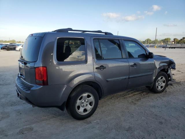 5FNYF3H2XFB025491 - 2015 HONDA PILOT LX GRAY photo 3