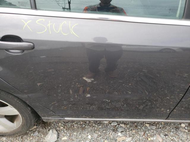 1G1ZC5E13BF123068 - 2011 CHEVROLET MALIBU 1LT ნაცრისფერი ფოტო 6