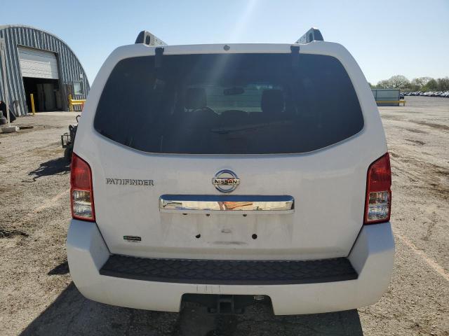 5N1AR1NB0BC628096 - 2011 NISSAN PATHFINDER S 白色 照片 6