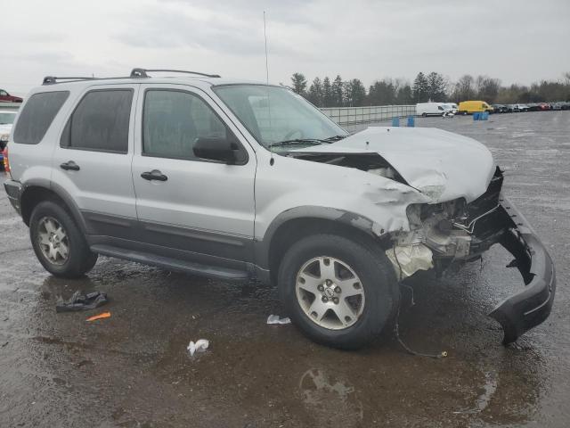 1FMYU93184KA45337 - 2004 FORD ESCAPE XLT GRAY photo 4