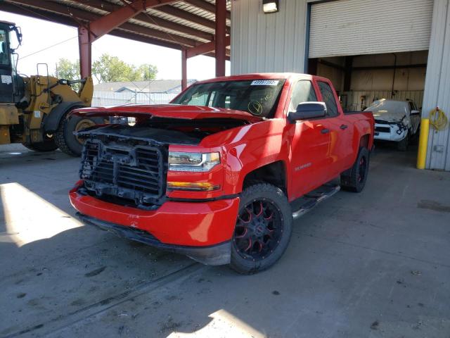 1GCVKPEC8JZ271381 - 2018 CHEVROLET SILVERADO K1500 CUSTOM RED photo 2