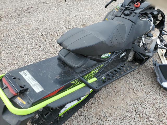 4UF20SNW0LT100967 - 2020 ARCTIC CAT SNOWMOBILE 黑色 照片 6