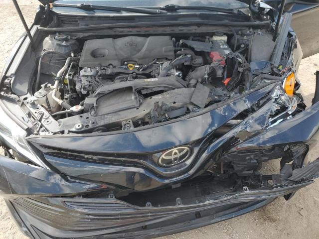 4T1B11HK9JU527705 - 2018 TOYOTA CAMRY L BLACK photo 11