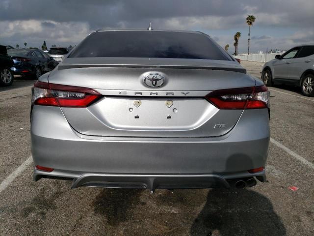 4T1T11AK3RU869306 - 2024 TOYOTA CAMRY SE NIGHT SHADE SILVER photo 6