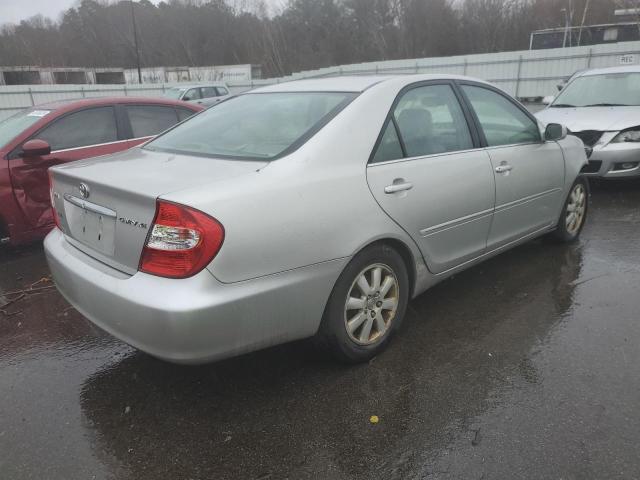 4T1BE30K54U825796 - 2004 TOYOTA CAMRY LE SILVER photo 3