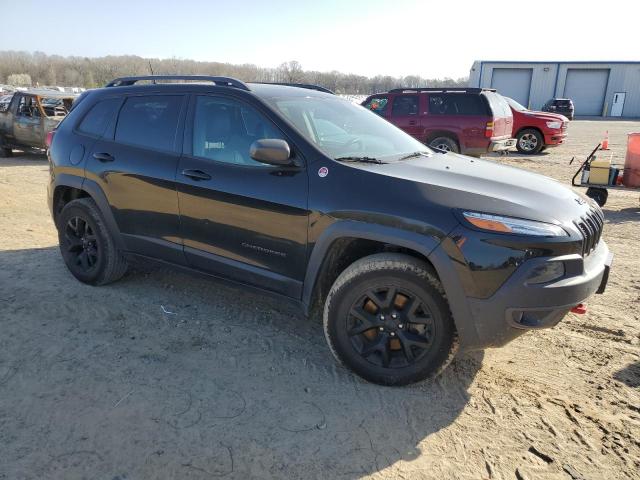1C4PJMBX7JD532336 - 2018 JEEP CHEROKEE TRAILHAWK BLACK photo 4