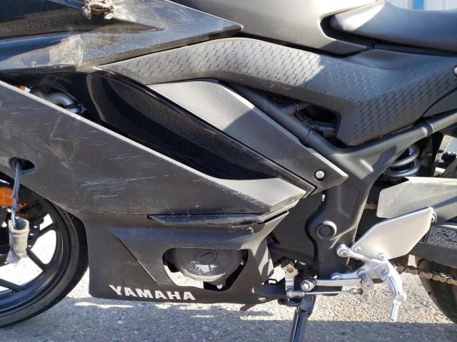 MH3RH18Y0KK001027 - 2019 YAMAHA YZFR3 A BLACK photo 7