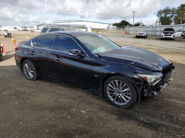 JN1EV7APXKM514576 - 2019 INFINITI Q50 LUXE BLACK photo 4