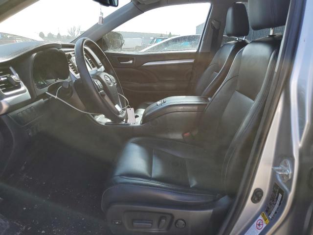 5TDJKRFH1GS275688 - 2016 TOYOTA HIGHLANDER XLE SILVER photo 7