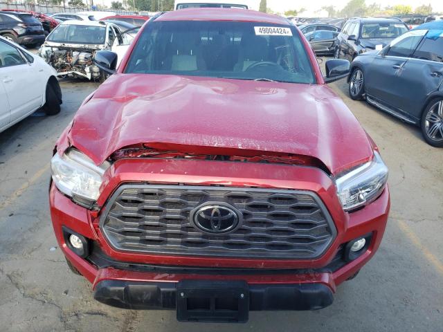 3TMCZ5AN6PM585992 - 2023 TOYOTA TACOMA DOUBLE CAB RED photo 5