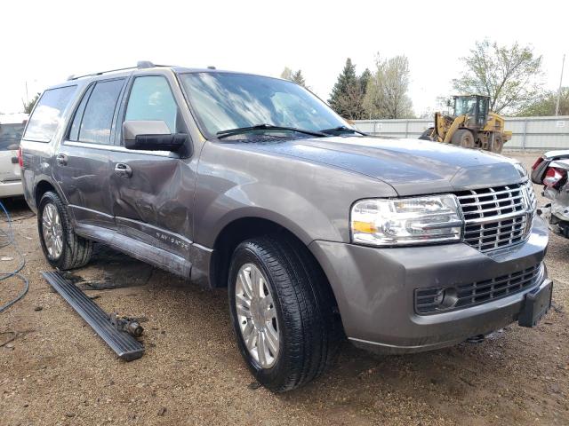 5LMJJ2J54DEL01069 - 2013 LINCOLN NAVIGATOR ნაცრისფერი ფოტო 4