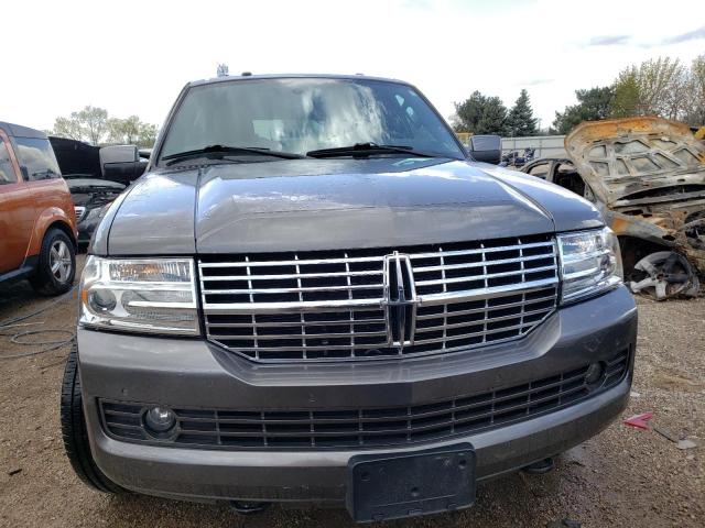 5LMJJ2J54DEL01069 - 2013 LINCOLN NAVIGATOR ნაცრისფერი ფოტო 5