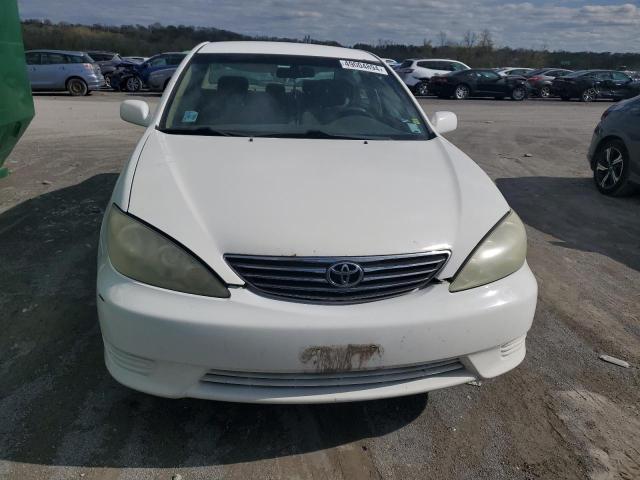 4T1BE32K75U018727 - 2005 TOYOTA CAMRY LE WHITE photo 5