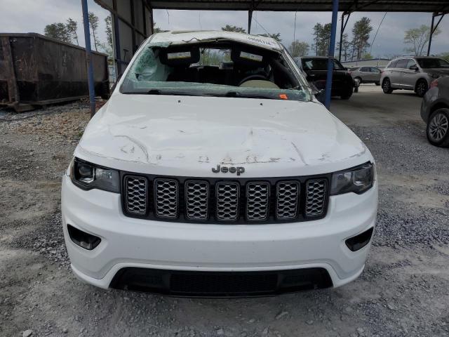 1C4RJEAG1JC460278 - 2018 JEEP GRAND CHER LAREDO WHITE photo 5