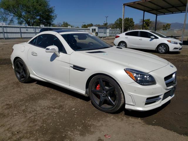 WDDPK4HA2DF057872 - 2013 MERCEDES-BENZ SLK 250 WHITE photo 4