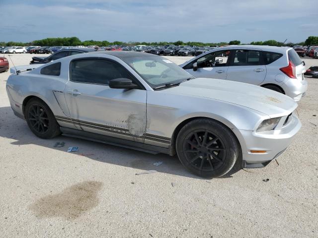 1ZVBP8AN7A5163498 - 2010 FORD MUSTANG GRAY photo 4