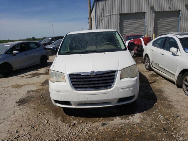 2A8HR44H88R151694 - 2008 CHRYSLER TOWN & COU LX WHITE photo 5