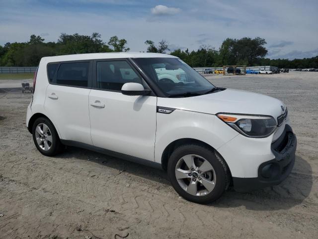 KNDJN2A2XJ7520300 - 2018 KIA SOUL WHITE photo 4