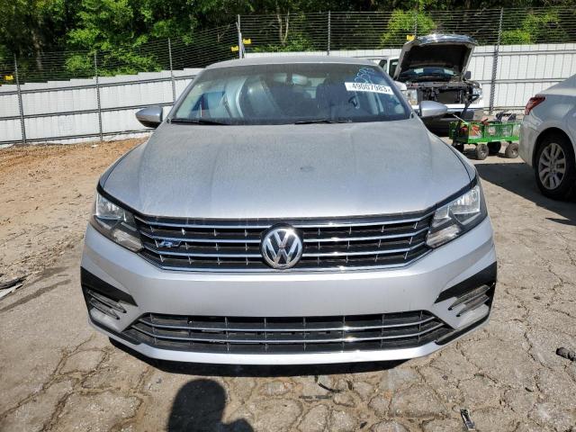 1VWDT7A39HC048565 - 2017 VOLKSWAGEN PASSAT R-LINE Gümüş foto 5