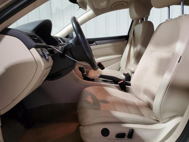 1VWBV7A30FC062787 - 2015 VOLKSWAGEN PASSAT SE 金色 照片 7