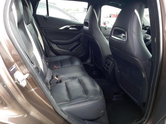 SJKCH5CP8JA040735 - 2018 INFINITI QX30 BASE Braun Foto 10