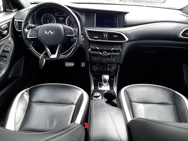 SJKCH5CP8JA040735 - 2018 INFINITI QX30 BASE Braun Foto 8