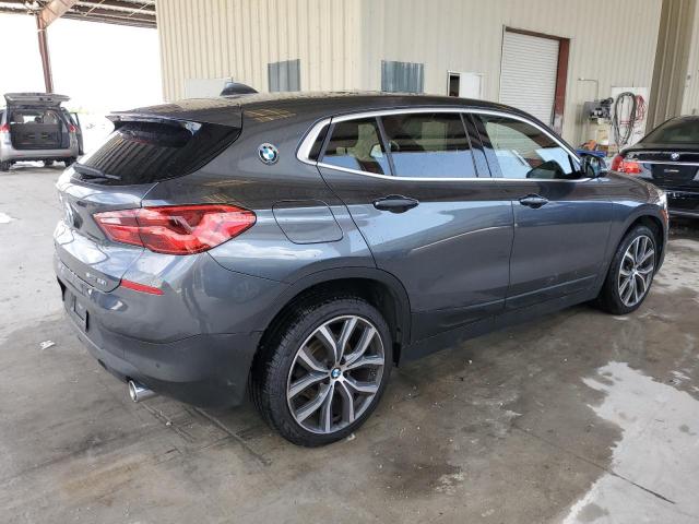 WBXYJ3C3XJEJ89951 - 2018 BMW X2 SDRIVE28I CHARCOAL photo 3