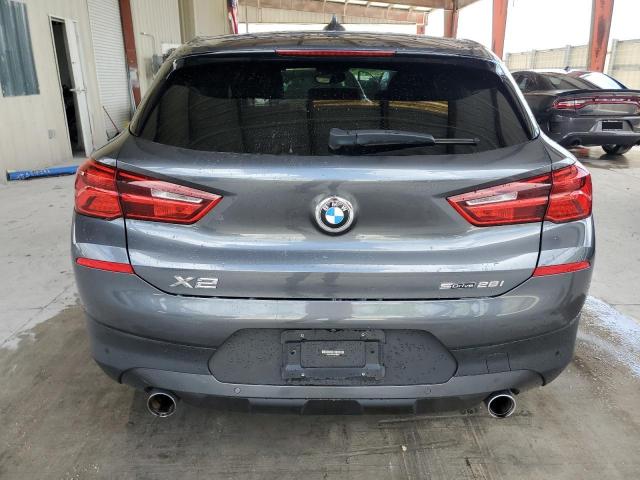 WBXYJ3C3XJEJ89951 - 2018 BMW X2 SDRIVE28I CHARCOAL photo 6