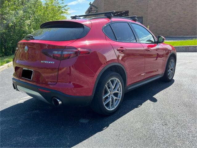 ZASFAKNN7J7C02020 - 2018 ALFA ROMEO STELVIO TI SPORT RED photo 4