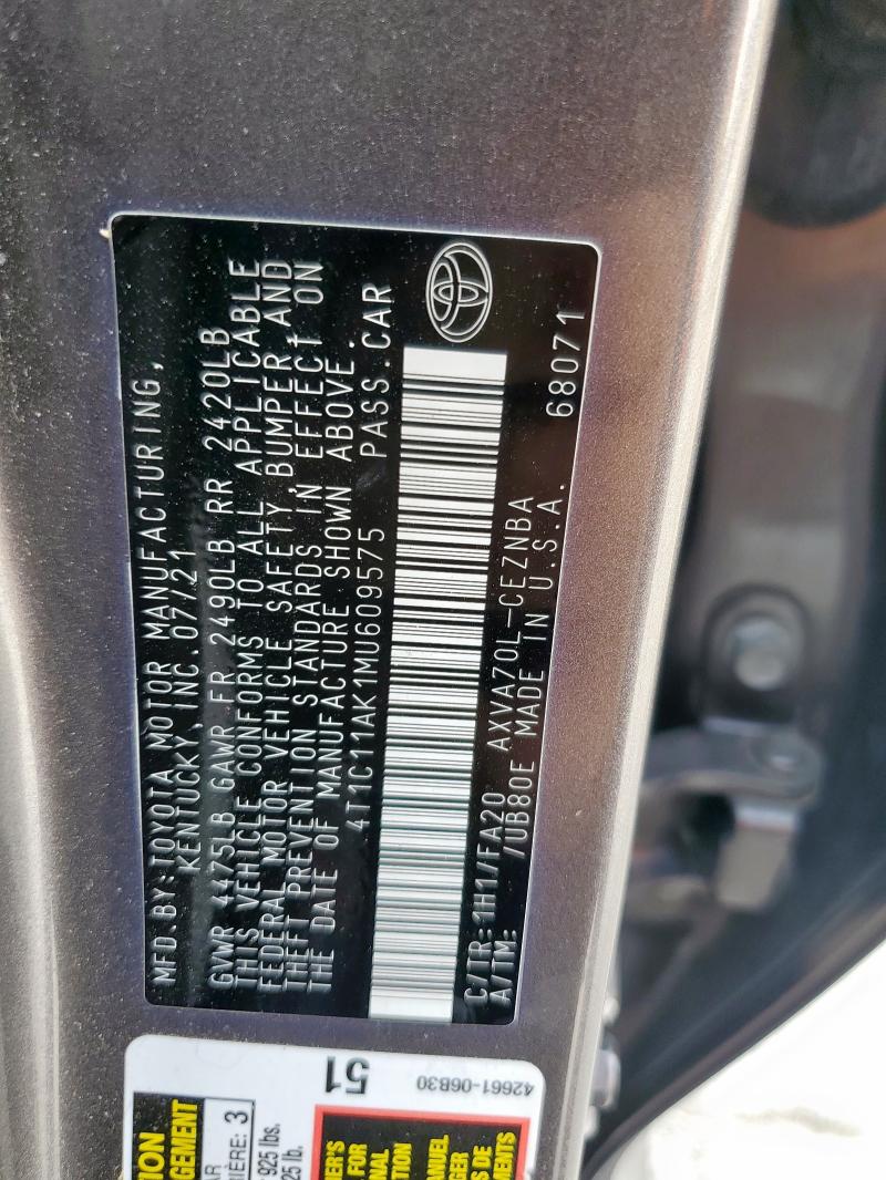 4T1C11AK1MU609575 - 2021 TOYOTA CAMRY LE GRAY photo 12