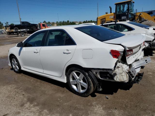 4T1BF1FKXDU297049 - 2013 TOYOTA CAMRY L WHITE photo 2