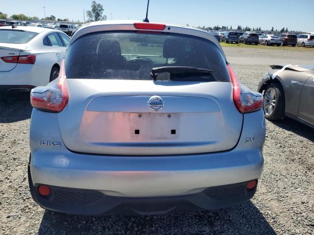 JN8AF5MR9FT502901 - 2015 NISSAN JUKE S SILVER photo 6