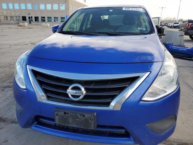 3N1CN7AP0HL848223 - 2017 NISSAN VERSA S BLUE photo 5