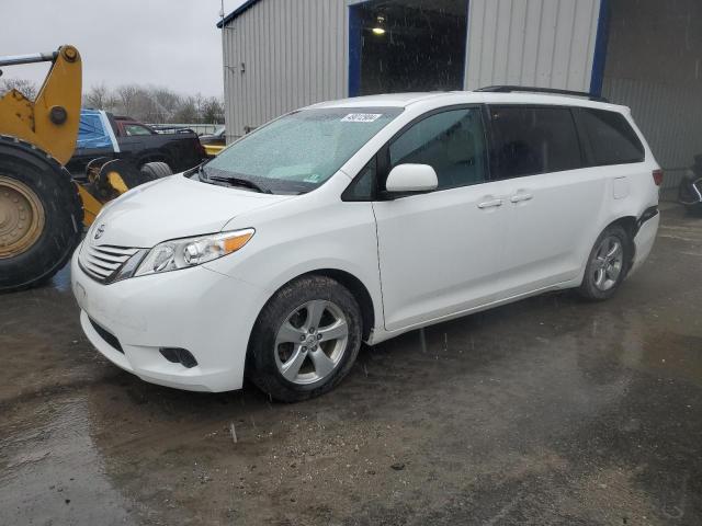 2016 TOYOTA SIENNA LE, 