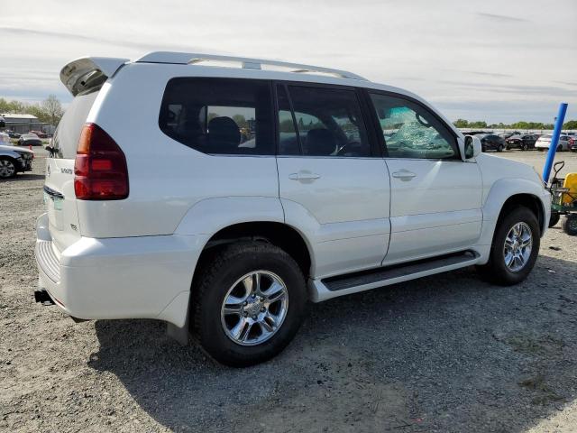 JTJBT20X160119013 - 2006 LEXUS GX 470 WHITE photo 3