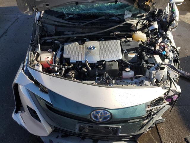 JTDKARFP8K3114165 - 2019 TOYOTA PRIUS PRIM 银色 照片 11