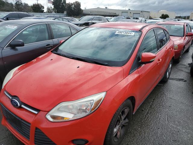 1FADP3K21DL340510 - 2013 FORD FOCUS SE RED photo 1