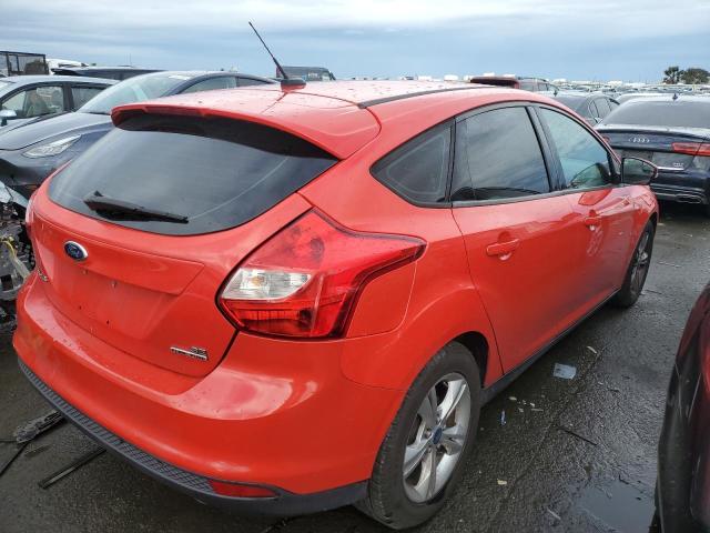 1FADP3K21DL340510 - 2013 FORD FOCUS SE RED photo 3
