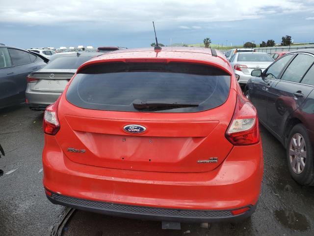 1FADP3K21DL340510 - 2013 FORD FOCUS SE RED photo 6