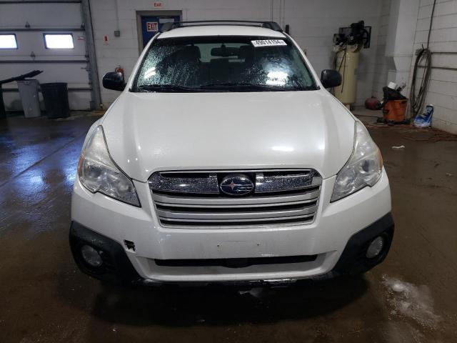 4S4BRCAC3E3211669 - 2014 SUBARU OUTBACK 2.5I WHITE photo 5