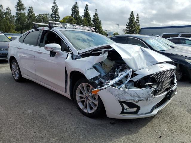 3FA6P0SU4KR114730 - 2019 FORD FUSION TITANIUM 白色 照片 4