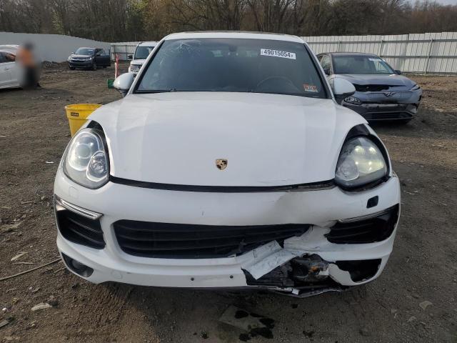 WP1AA2A28HKA83947 - 2017 PORSCHE CAYENNE WHITE photo 5