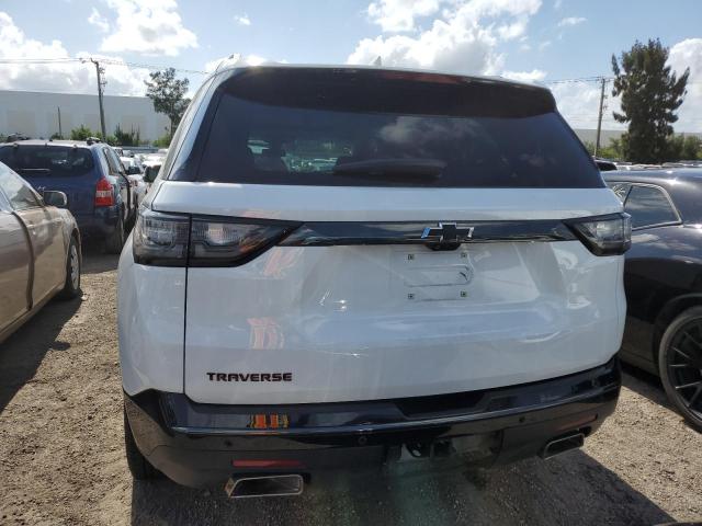 1GNERKKW5MJ229953 - 2021 CHEVROLET TRAVERSE PREMIER WHITE photo 6